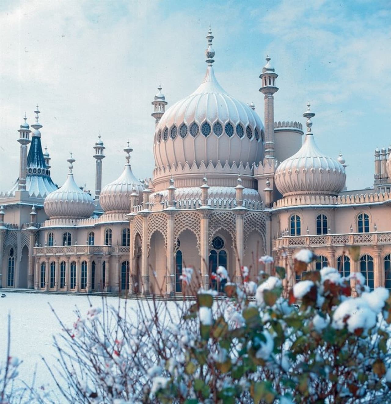Brighton Royal Pavilion and Garden - image 7